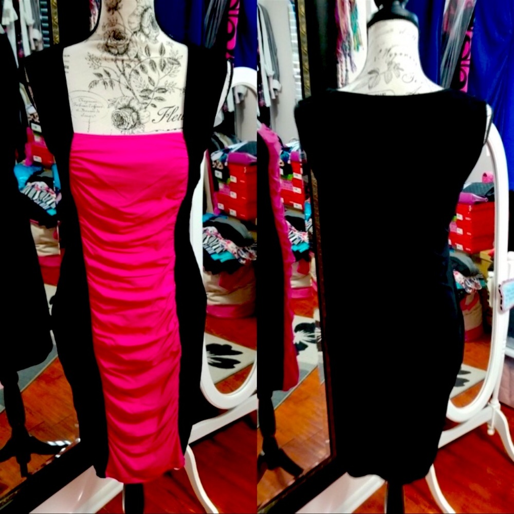 Venus M hot pink ruched on black